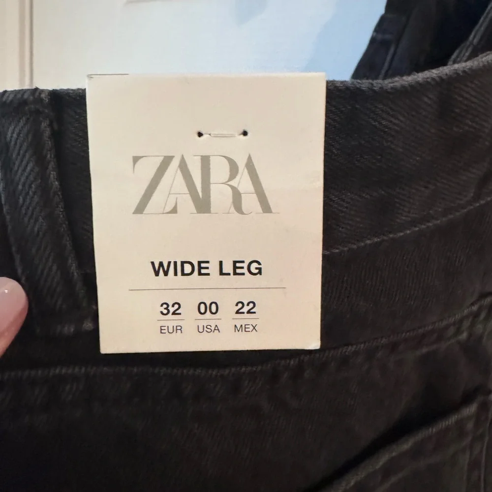 Zara Women’s Wide Leg Black Jeans - Picture 6 of 7